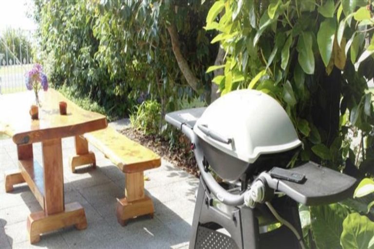 Photo of property in 19 Motueka Quay, Motueka, 7120