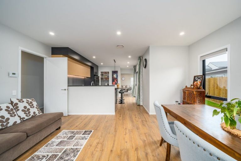 Photo of property in 18 Hattersley Grove, Churton Park, Wellington, 6037