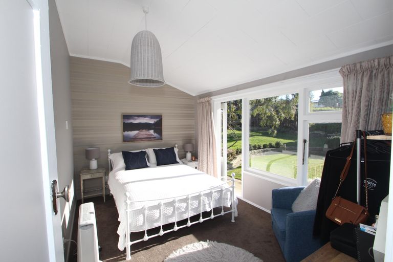 Photo of property in 2 Arthur Street, Holmes Hill, Oamaru, 9401