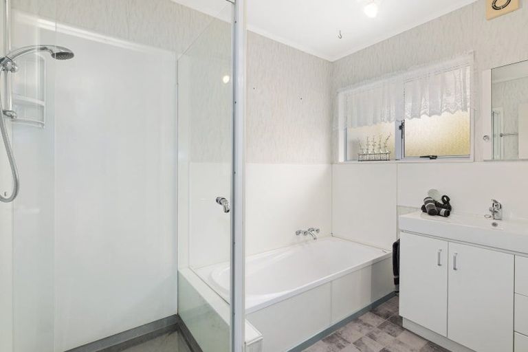 Photo of property in 2 Gordon Street, Avalon, Lower Hutt, 5011