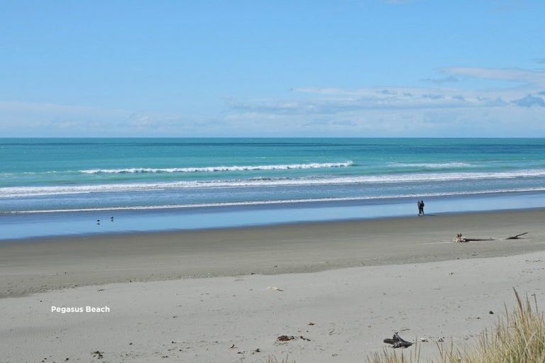 Photo of property in 11 Mara-kai Place, Pegasus, 7612