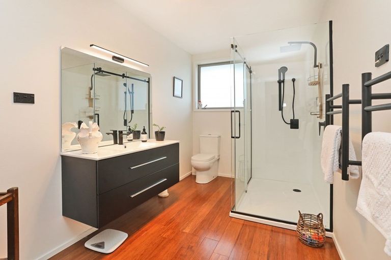 Photo of property in 27 Meldrum Street, Winton, 9720