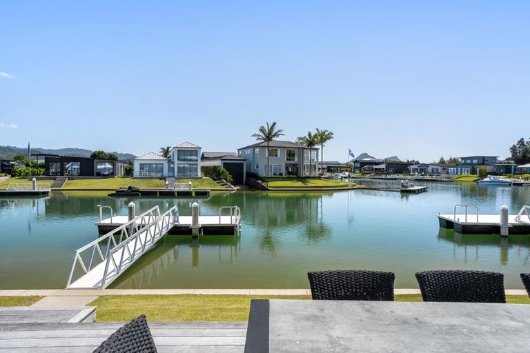 Photo of property in 308 Waterways Parade, Pauanui, Hikuai, 3579