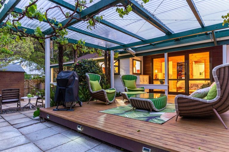 Photo of property in 2 Bosun Terrace, Whitby, Porirua, 5024