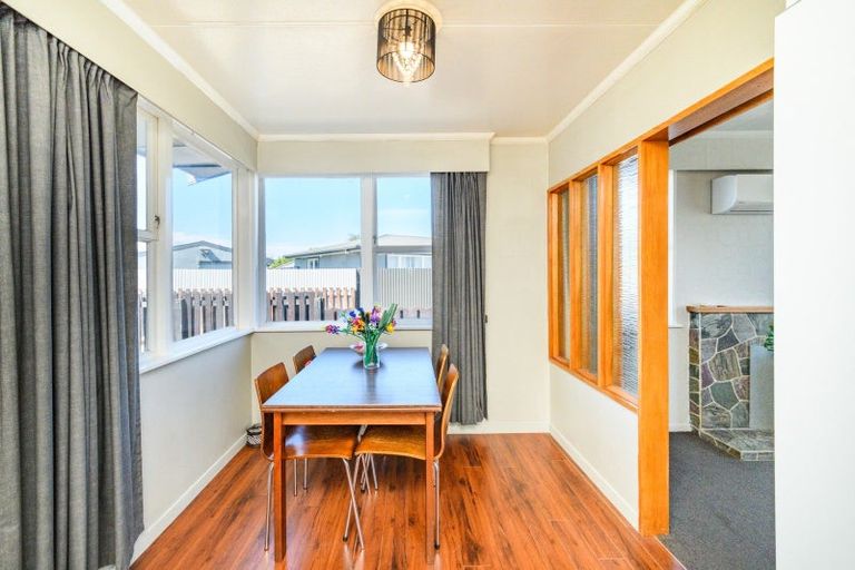 Photo of property in 25 Seaforth Avenue, Milson, Palmerston North, 4414