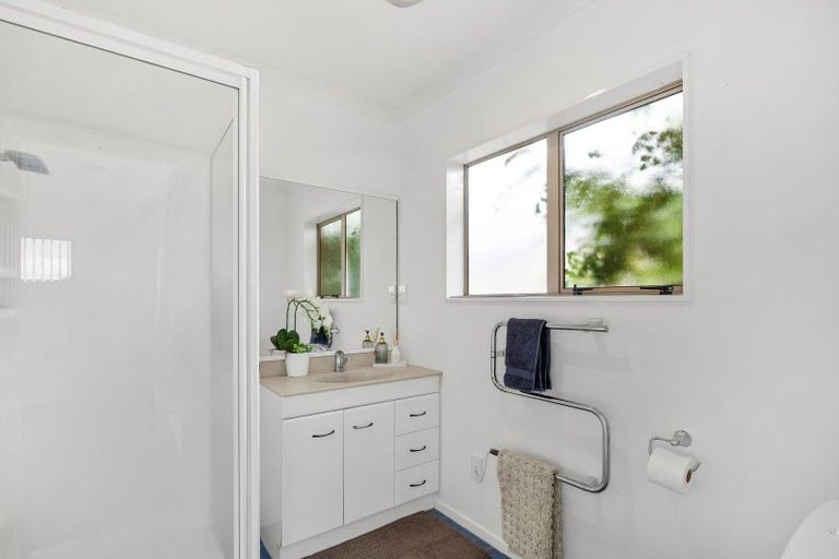 Photo of property in 35 Duggan Drive, Owhata, Rotorua, 3010