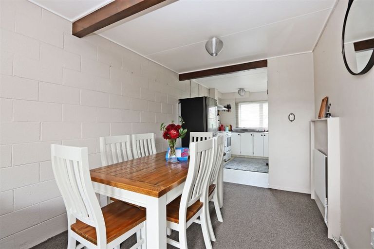 Photo of property in 6/209 Charles Street, Saint Leonards, Hastings, 4120