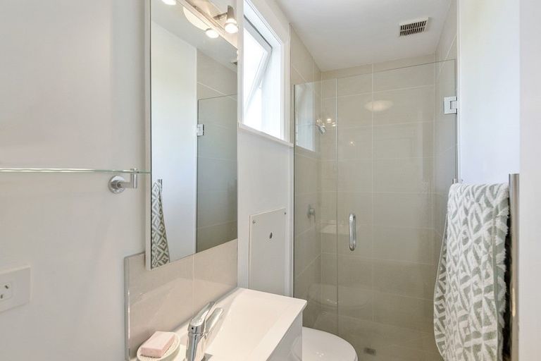 Photo of property in 60 Hamilton Avenue, Ilam, Christchurch, 8041