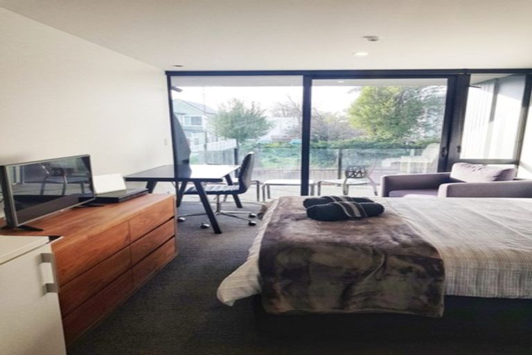 Photo of property in Leicester Executive Apartments, 209/282 Madras Street, Christchurch Central, Christchurch, 8011