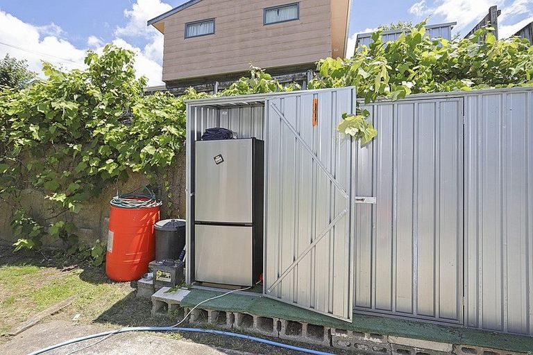 Photo of property in 2/46 Greerton Road, Gate Pa, Tauranga, 3112