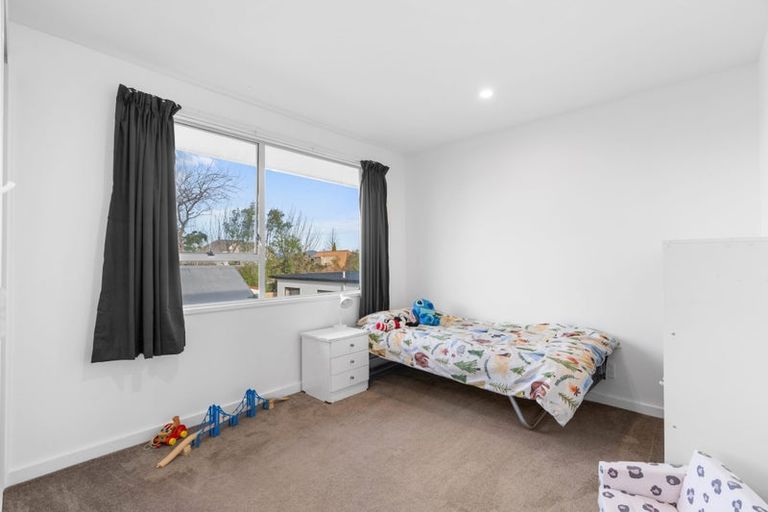 Photo of property in 23c Juniper Place, Burnside, Christchurch, 8053