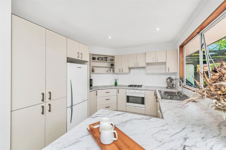 Photo of property in 10 Beauford Place, Parklands, Christchurch, 8083