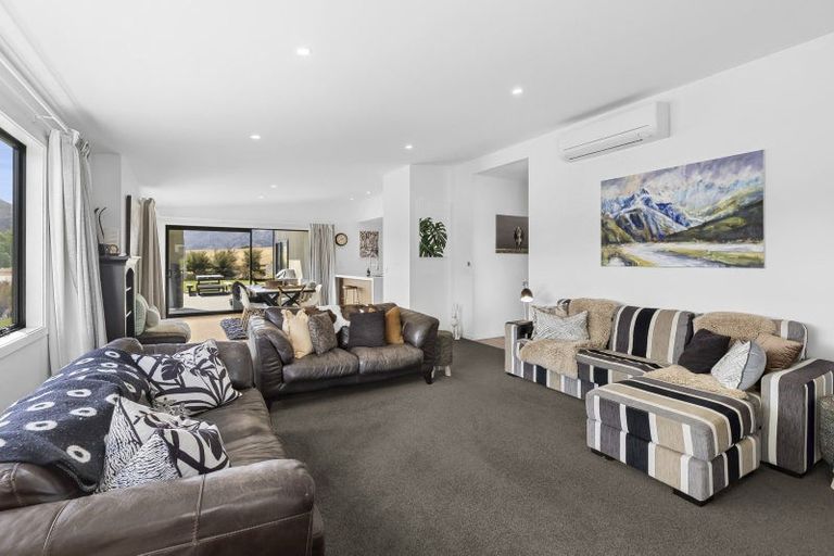 Photo of property in 75 Infinity Drive, Wanaka, 9305