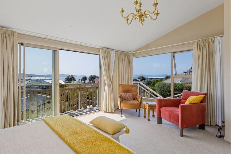 Photo of property in 12 Kahurangi Place, Snells Beach, 0920