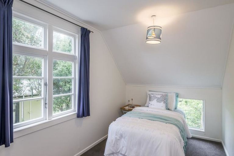 Photo of property in 51 Renown Road, Raumati South, Paraparaumu, 5032