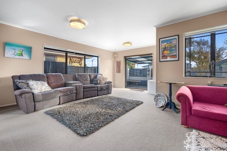 Photo of property in 42 Palazzo Drive, Papamoa Beach, Papamoa, 3118