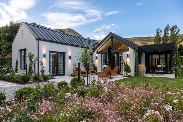 Photo of property in 8 Marshall Avenue, Lake Hayes, Queenstown, 9371