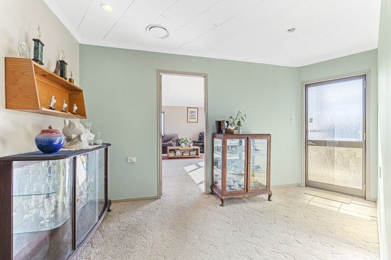 Photo of property in 10b Hickford Place, Okato, 4335