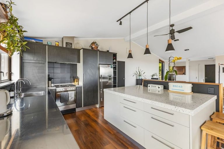 Photo of property in 1459 Carrington Road, Hurworth, New Plymouth, 4371