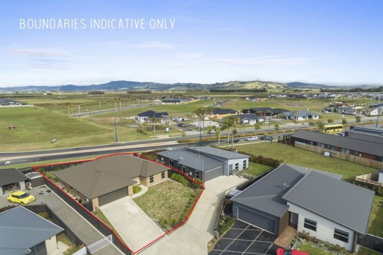 Photo of property in 26 Hebe Crescent, Papamoa Beach, Papamoa, 3118