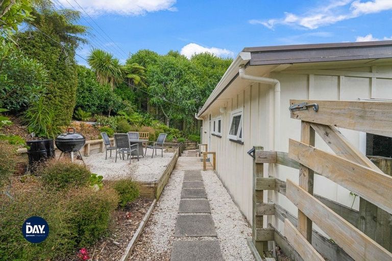 Photo of property in 1/66 Manuka Road, Glenfield, Auckland, 0629