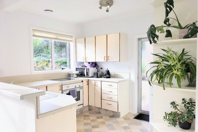 Photo of property in 22 Wharfdale Street, Macandrew Bay, Dunedin, 9014