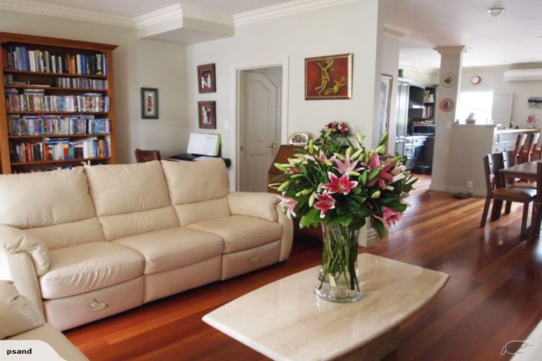 Photo of property in 1j George Street, Newmarket, Auckland, 1023