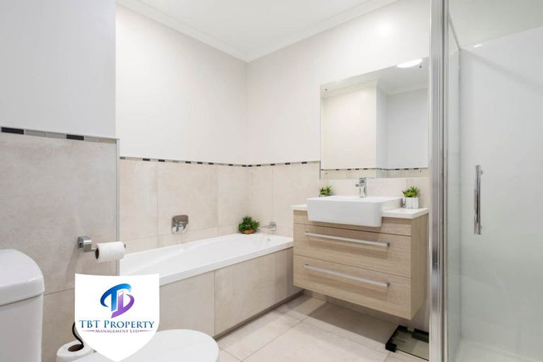 Photo of property in 14 Kamana Road, Flat Bush, Auckland, 2019