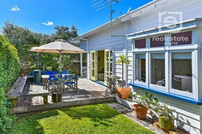 Photo of property in 3 Peverill Crescent, Papatoetoe, Auckland, 2025