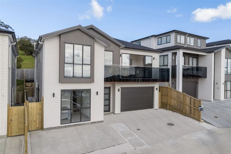 Photo of property in 3 Rakiraki Place, Flat Bush, Auckland, 2019