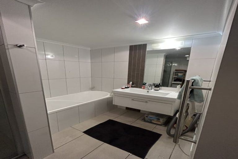 Photo of property in Bellagio Apartments, 5a/39 Taranaki Street, Te Aro, Wellington, 6011