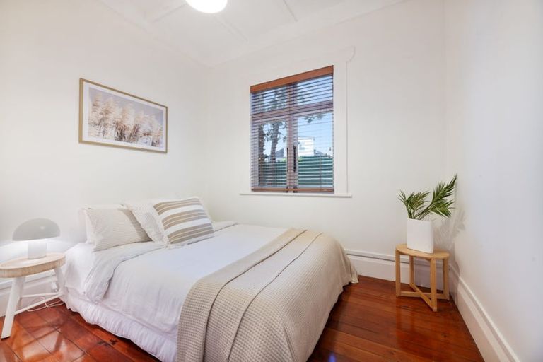 Photo of property in 10a Arawa Street, New Lynn, Auckland, 0600