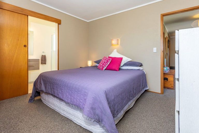 Photo of property in 115 Rangi Avenue, Whangamata, 3620