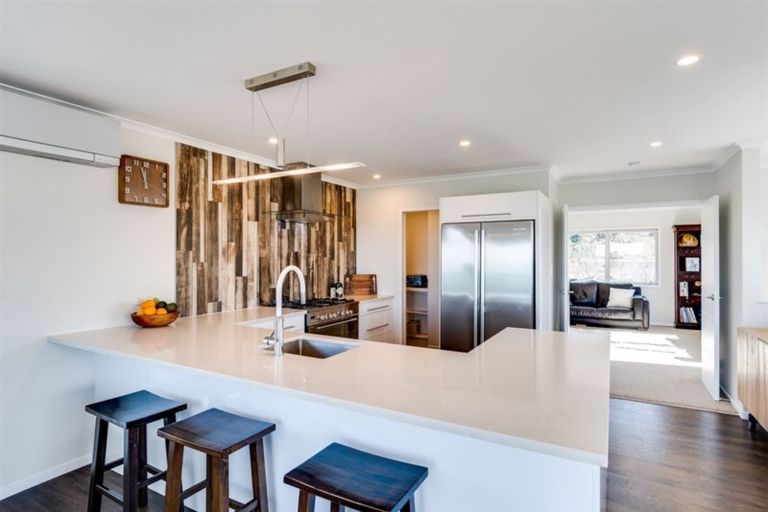 Photo of property in 44 Le Quesne Road, Bay View, Napier, 4104