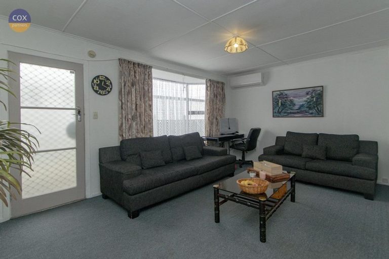 Photo of property in 102 Karaitiana Street, Frimley, Hastings, 4120