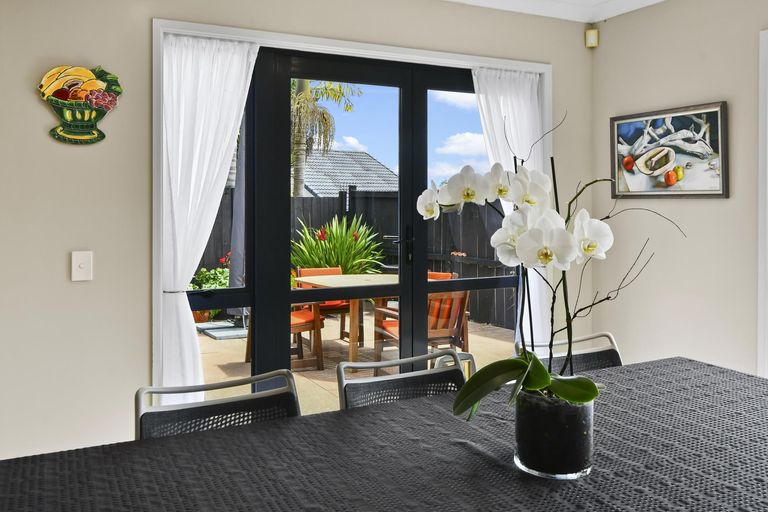 Photo of property in 12 Phoenicia Court, The Gardens, Auckland, 2105