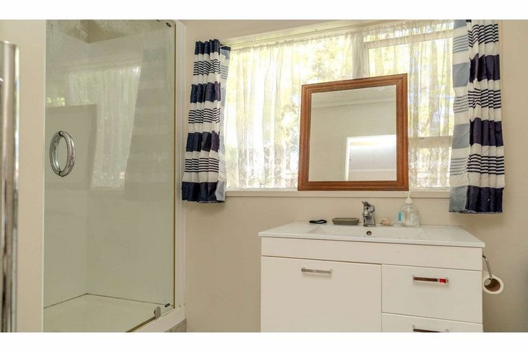 Photo of property in 11 Hawkings Crescent, Kerikeri, 0230