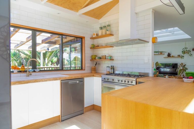 Photo of property in 11b Norrie Avenue, Raglan, 3225