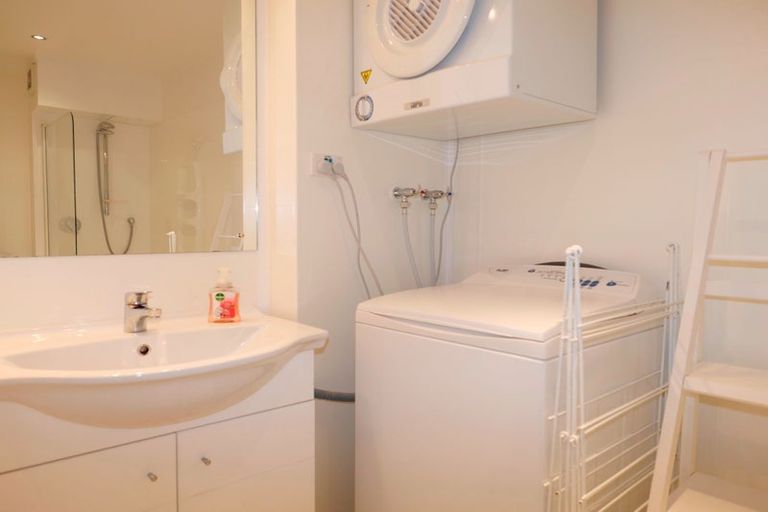 Photo of property in 374 Tinakori Road, Thorndon, Wellington, 6011