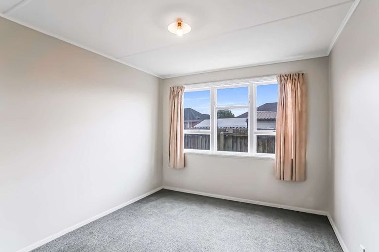Photo of property in 6 Portchester Street, Aranui, Christchurch, 8061