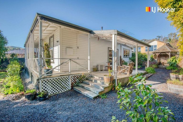 Photo of property in 290 Gladstone Road North, Mosgiel, 9092