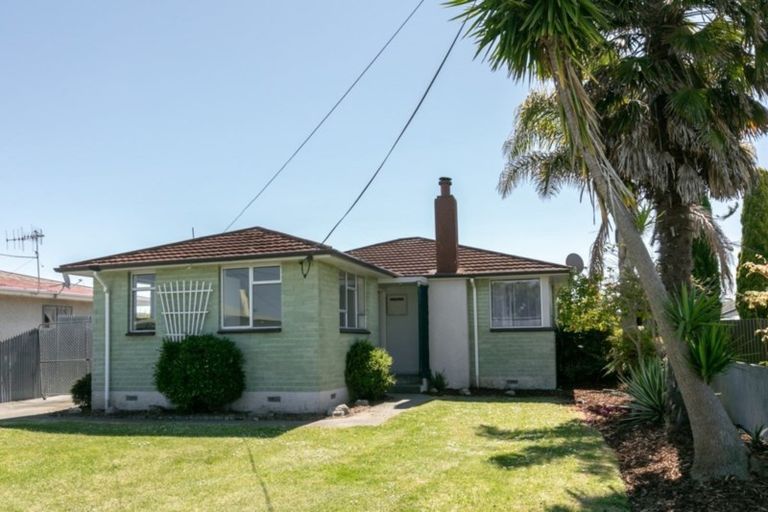 Photo of property in 80 Masefield Avenue, Maraenui, Napier, 4110