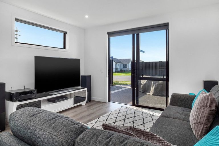 Photo of property in 6 Litsea Way, Papamoa Beach, Papamoa, 3118