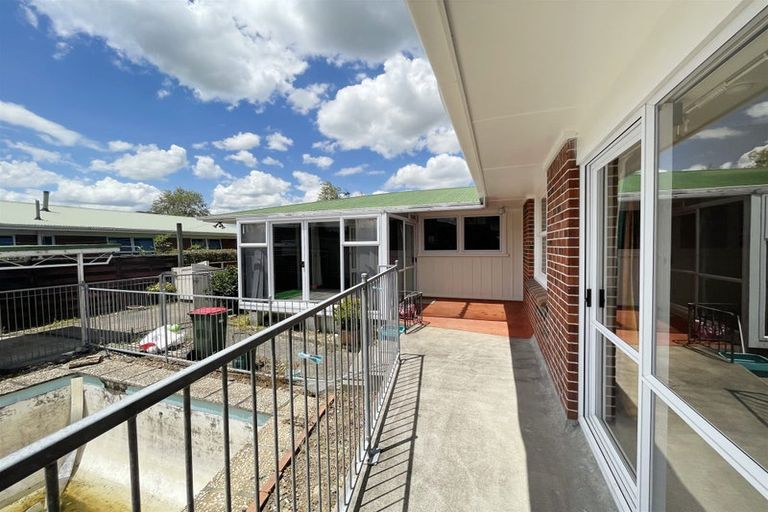 Photo of property in 8 Ashbury Avenue, Silverdale, Hamilton, 3216