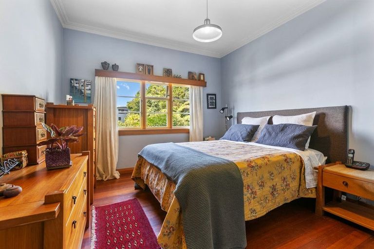 Photo of property in 26 Bonithon Avenue, Moturoa, New Plymouth, 4310