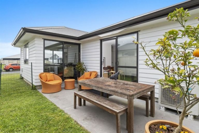 Photo of property in 84 Puhirake Crescent, Pyes Pa, Tauranga, 3112