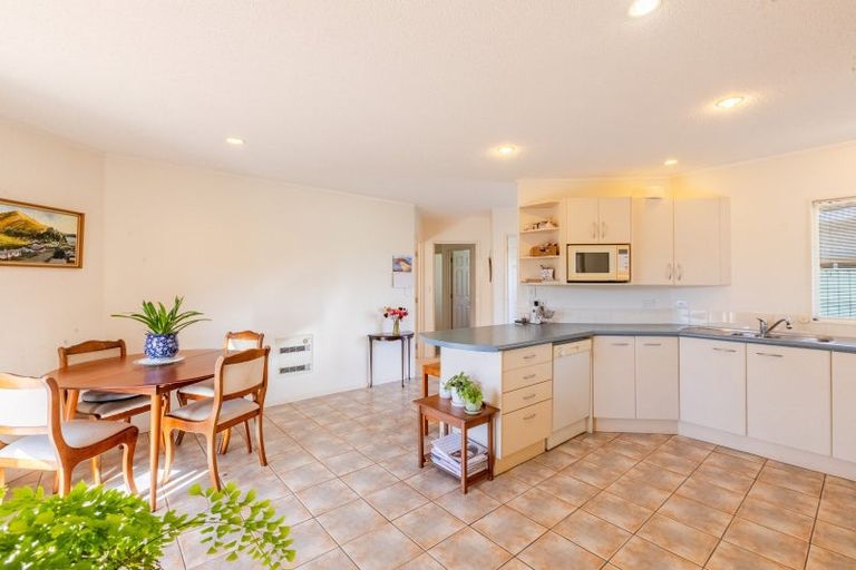 Photo of property in 11a Cheval Place, Taradale, Napier, 4112