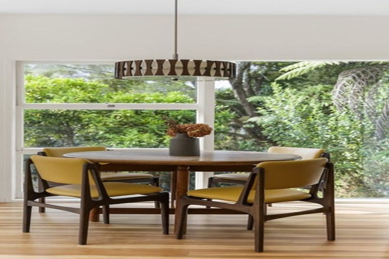 Photo of property in 115 Beach Haven Road, Beach Haven, Auckland, 0626