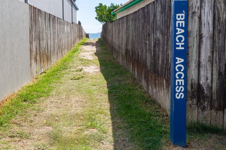 Photo of property in 22 Karewa Parade, Papamoa Beach, Papamoa, 3118