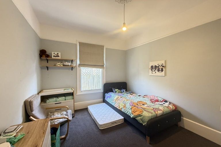 Photo of property in 14 Weston Road, St Albans, Christchurch, 8052